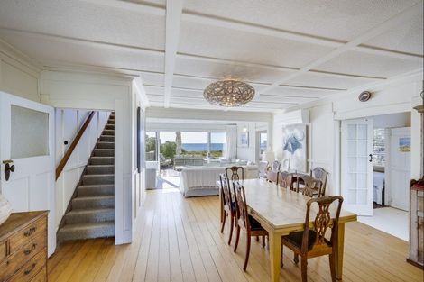 Photo of property in 10 Moori Road, Waimarama, 4294