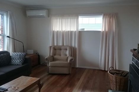 Photo of property in 4 Freyberg Street, Levin, 5510