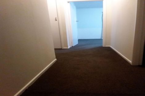 Photo of property in 533 Massey Road, Mangere, Auckland, 2022