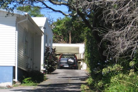 Photo of property in 2/497 Beach Road, Murrays Bay, Auckland, 0630
