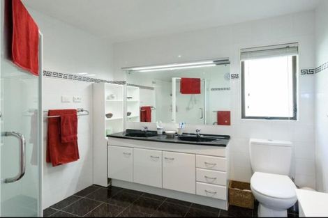 Photo of property in 98 Allington Road, Karori, Wellington, 6012