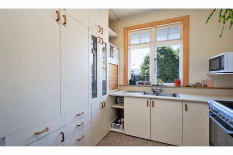 Photo of property in 257 Ferry Road, Waltham, Christchurch, 8011