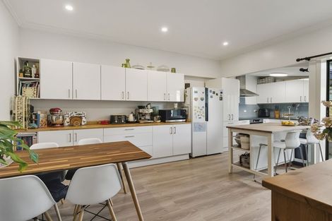 Photo of property in 18 Alma Street, Saint Kilda, Dunedin, 9012