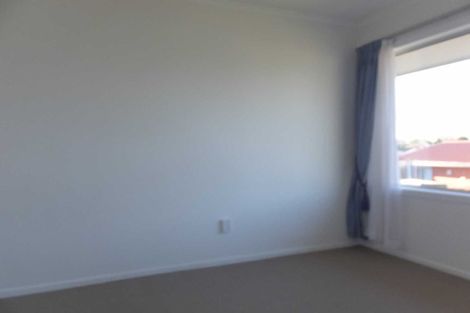 Photo of property in 11 Powell Crescent, Ilam, Christchurch, 8041