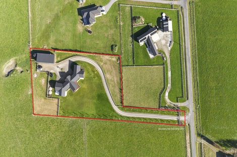 Photo of property in 160 Pharazyn Road, Feilding, 4777