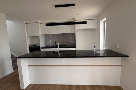 Photo of property in 20 Edwards Avenue, Henderson, Auckland, 0610