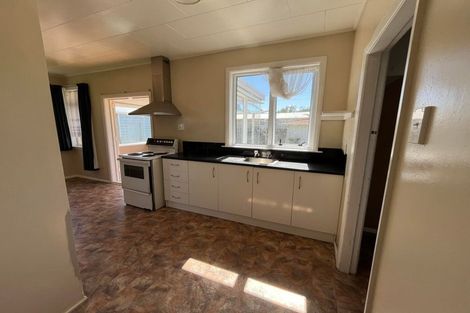 Photo of property in 122 Tiro Tiro Road, Levin, 5510