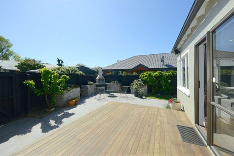 Photo of property in 68 Searells Road, Strowan, Christchurch, 8052