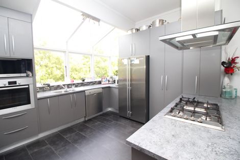 Photo of property in 3 Wattle Street, New Lynn, Auckland, 0600