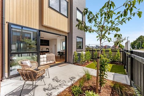 Photo of property in 26 Campbell Place, Marton, 4710