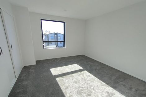 Photo of property in 32a/7 Westgate Drive, Massey, Auckland, 0614
