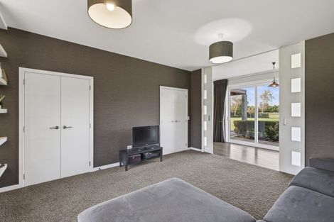 Photo of property in 50a Richmond Road, Brixton, New Plymouth, 4373
