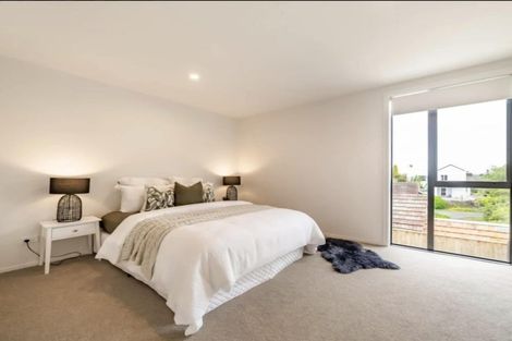 Photo of property in 43 Pipi Place, Levin, 5510