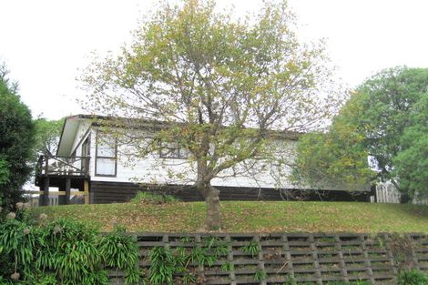 Photo of property in 2 Hewlett Road, Massey, Auckland, 0614