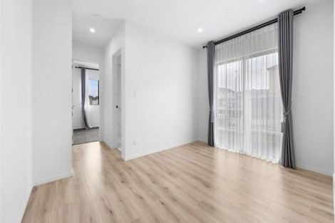 Photo of property in 57 Drumbuoy Drive, Flat Bush, Auckland, 2019