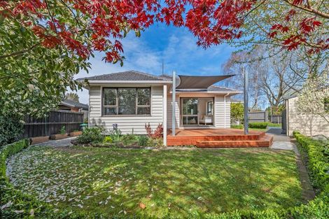 Photo of property in 12 Oakhurst Place, Russley, Christchurch, 8042