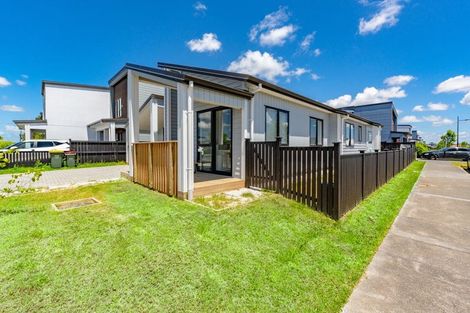 Photo of property in 34b Kahui Parade, Karaka, 2113