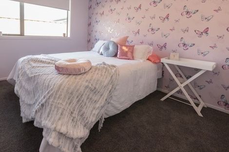 Photo of property in 102 Ledbury Drive, Rolleston, 7615