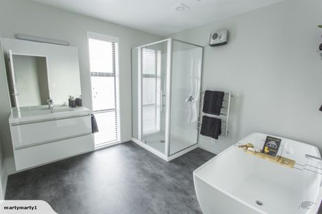 Photo of property in 2 Claremont Crescent, Amberley, 7410