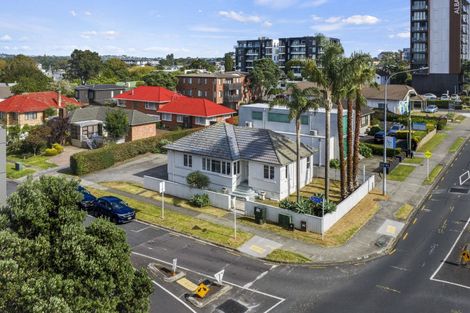 Photo of property in 1/19 Huron Street, Takapuna, Auckland, 0622