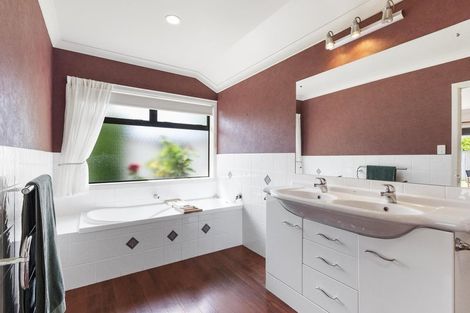 Photo of property in 14 Mirbeck Avenue, Cambridge, 3434