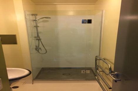 Photo of property in St Pauls Apartments, 88/43u Mulgrave Street, Thorndon, Wellington, 6011