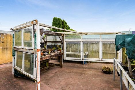 Photo of property in 50 Tawa Street, Hawera, 4610