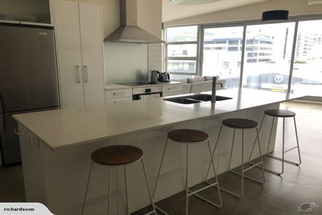 Photo of property in 25u1 Home Street, Mount Victoria, Wellington, 6011