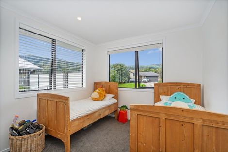 Photo of property in 5 Victoria Street, Coromandel, 3506