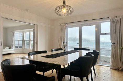 Photo of property in 35a Marine Parade, Seatoun, Wellington, 6022