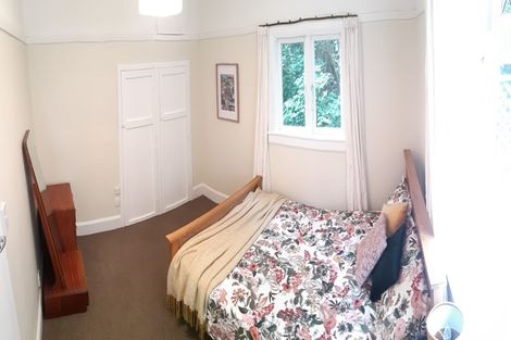 Photo of property in 4 Fitzroy Street, Wadestown, Wellington, 6012