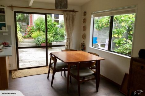 Photo of property in 27 Hastings Parade, Devonport, Auckland, 0624