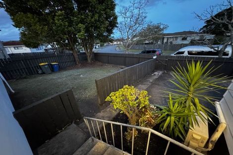 Photo of property in 9 Edwin Freeman Place, Ranui, Auckland, 0612