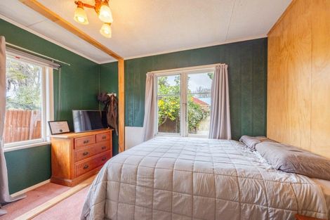 Photo of property in 11 Holden Avenue, Haumoana, 4102