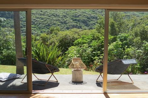 Photo of property in 5f2 Wilmshurst Place, Tawa, Wellington, 5028