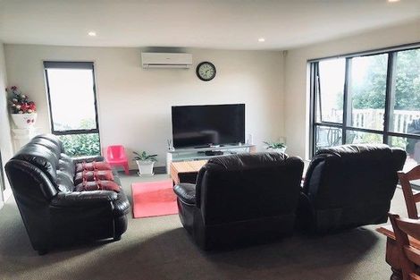 Photo of property in 4 Rooseville Mews, Pukekohe, 2120