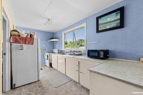 Photo of property in 42 Simons Street, Moturoa, New Plymouth, 4310