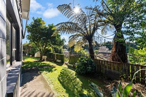 Photo of property in 21 Nevada Drive, Merrilands, New Plymouth, 4312
