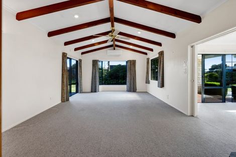 Photo of property in 37 Pembroke Road East, Stratford, 4332