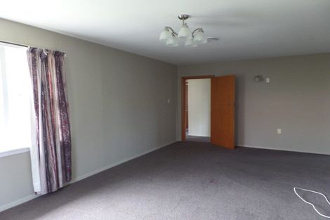 Photo of property in 25 Bevington Street, Avonhead, Christchurch, 8042