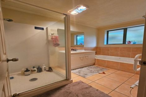 Photo of property in 14 Scotts Field Drive, Takanini, 2112