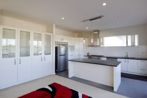 Photo of property in 16 Lucca Crescent, Flat Bush, Auckland, 2019
