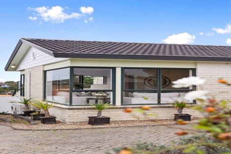 Photo of property in 7 Wentwood Place, Torbay, Auckland, 0630