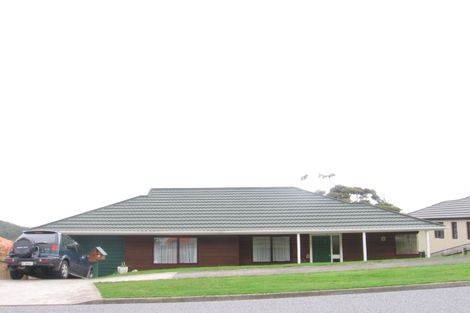 Photo of property in 46 Kakariki Grove, Waikanae, 5036