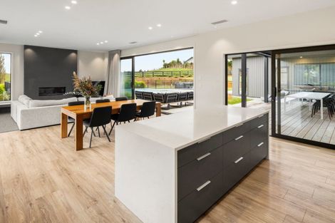 Photo of property in 2/48 Livingstone Road, Ngahinapouri, Hamilton, 3290