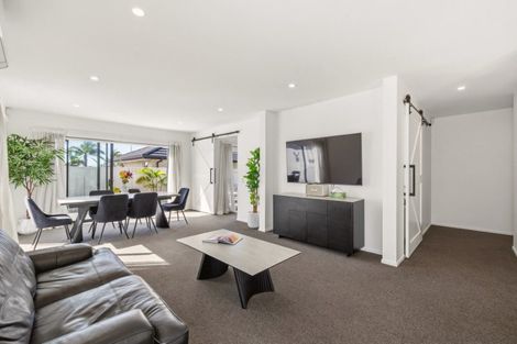 Photo of property in 12 Mida Close, Papamoa Beach, Papamoa, 3118