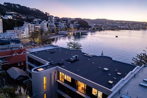 Photo of property in 7/308 Oriental Parade, Oriental Bay, Wellington, 6011