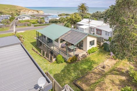 Photo of property in 9 Mowhanau Drive, Kai Iwi, Wanganui, 4574
