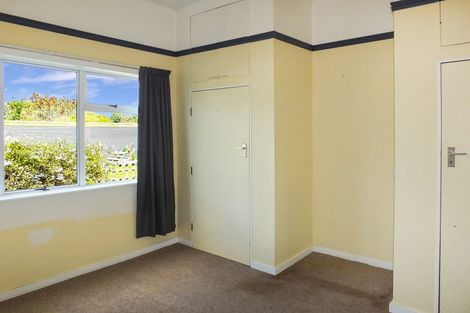 Photo of property in 67 Avenue Road, Foxton, 4814