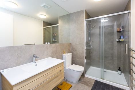 Photo of property in 69u3 Tiketike Way, Brooklyn, Wellington, 6021